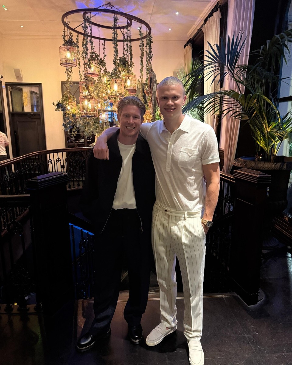 详解棒球规则中的故意漏接陷阱裁判如何通过主观判定保护跑垒员