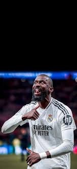 温家宝：球迷的呐喊让我们充满动力，场下我也会跟着他们唱歌